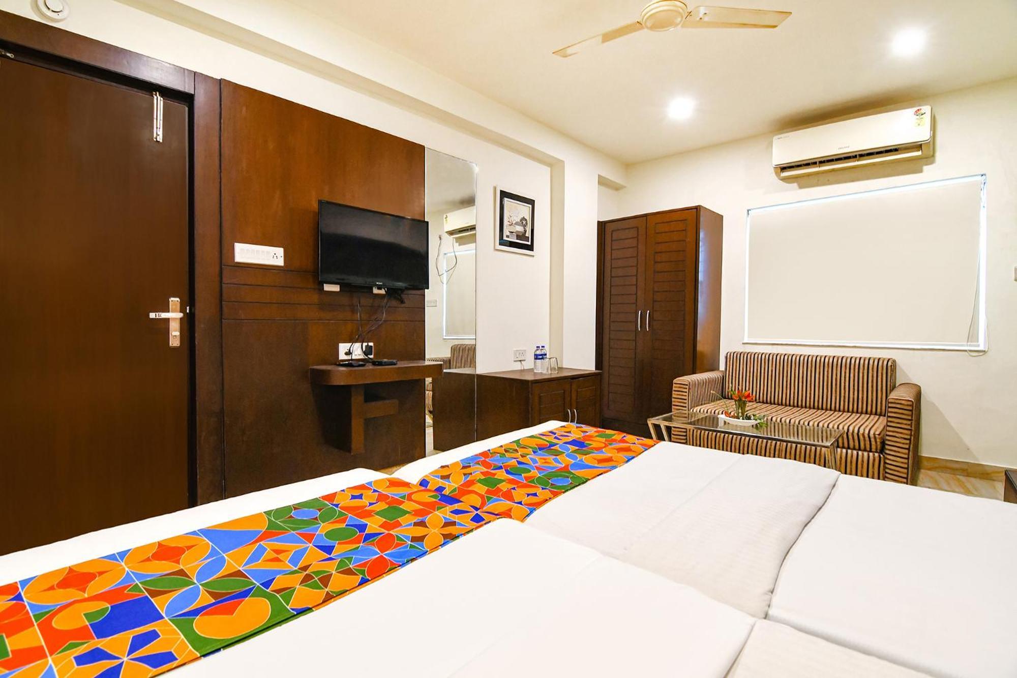 Fabhotel Prime Ivory Inn - Park Circus Calcutta Buitenkant foto