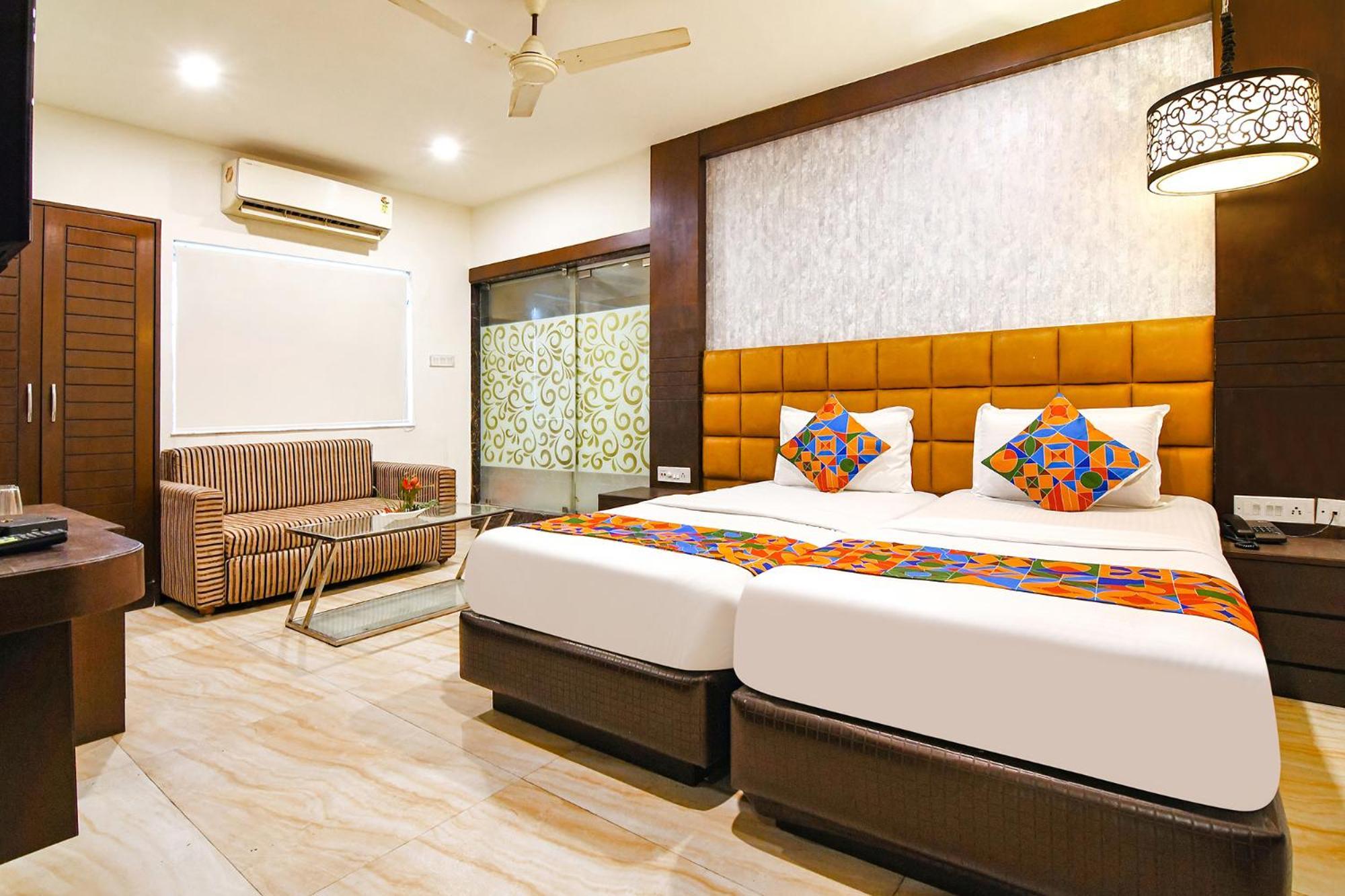 Fabhotel Prime Ivory Inn - Park Circus Calcutta Buitenkant foto