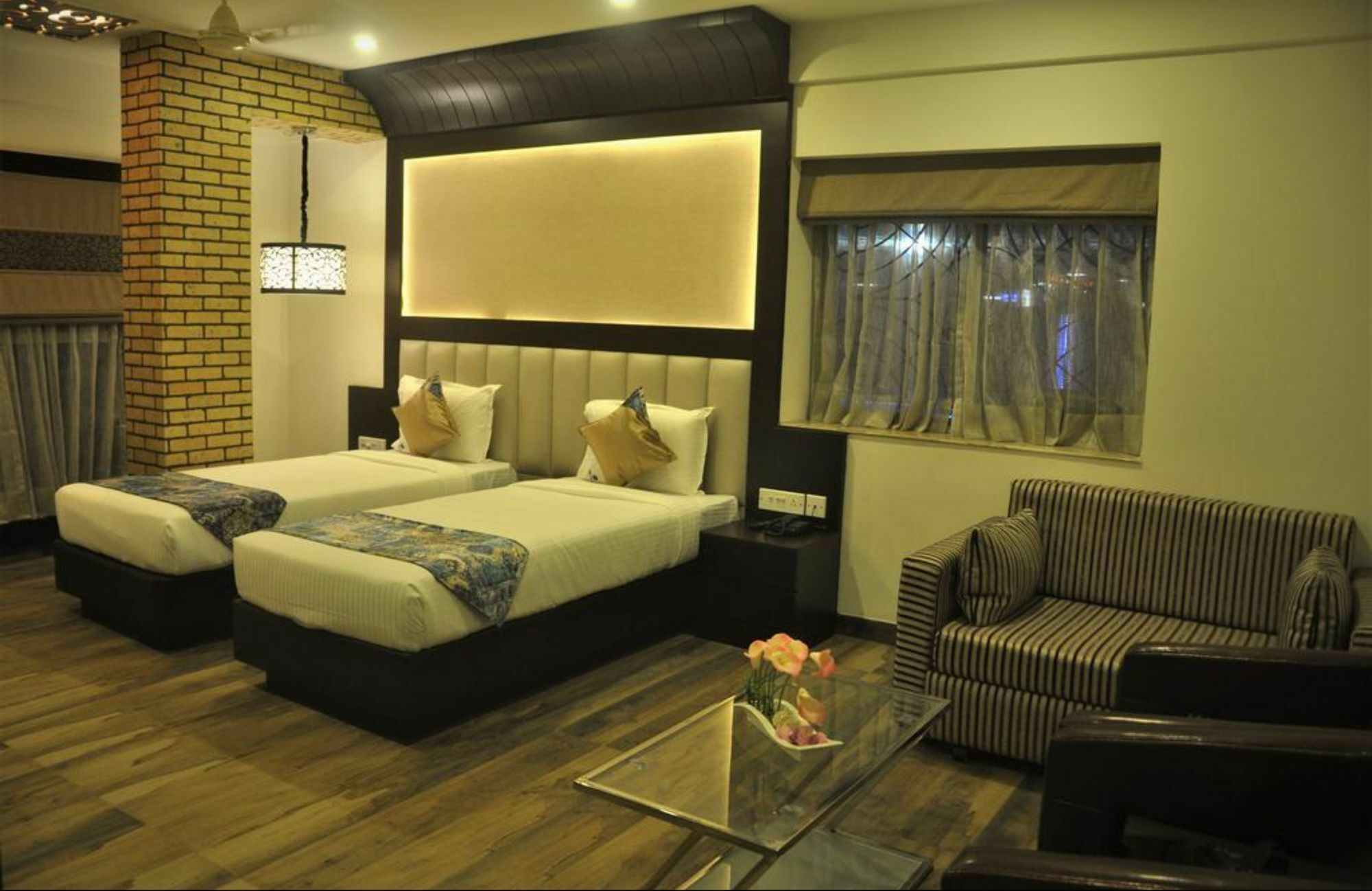 Fabhotel Prime Ivory Inn - Park Circus Calcutta Buitenkant foto